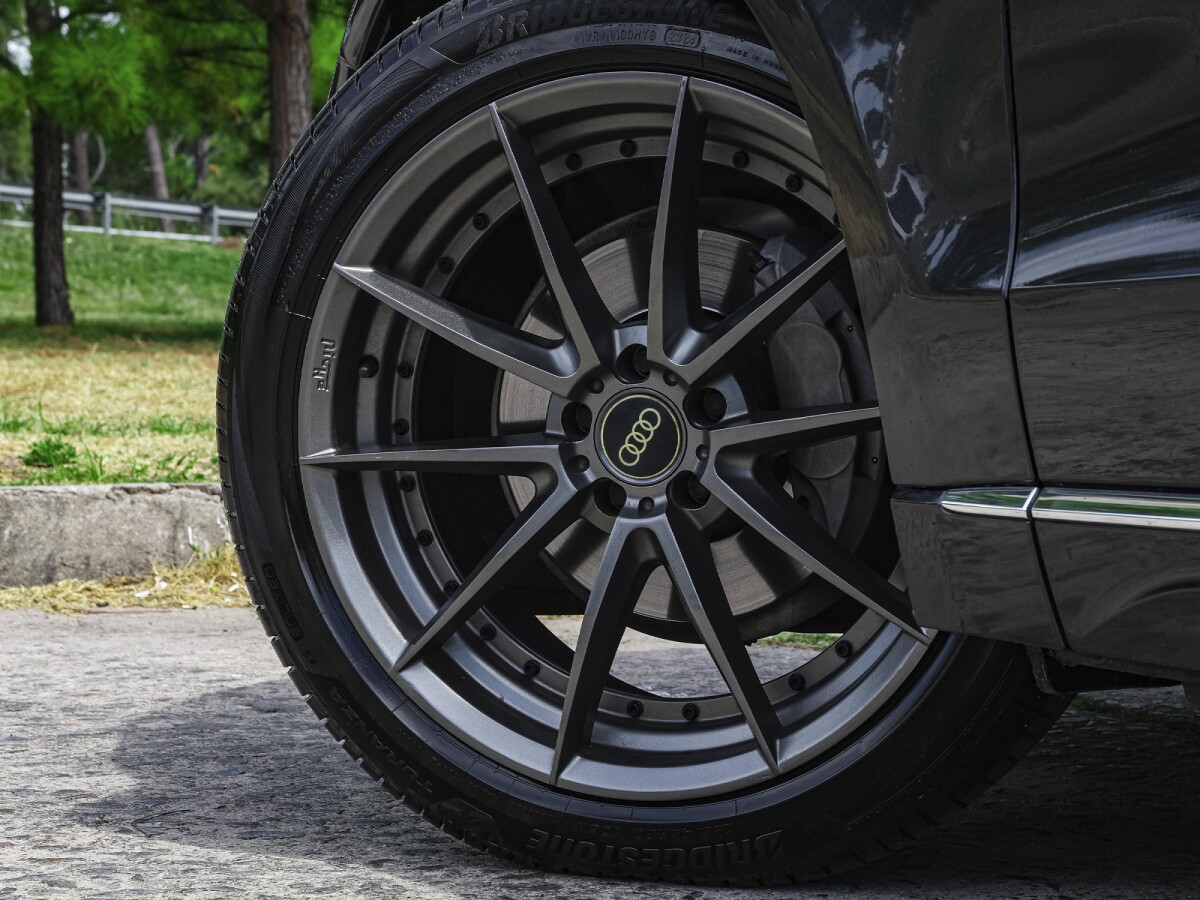 Audi Q5 2.0 TFSI Quattro AT-Stronic Extra Full 2017 Audi Q5 2.0 TFSI Quattro AT-Stronic Extra Full 2017