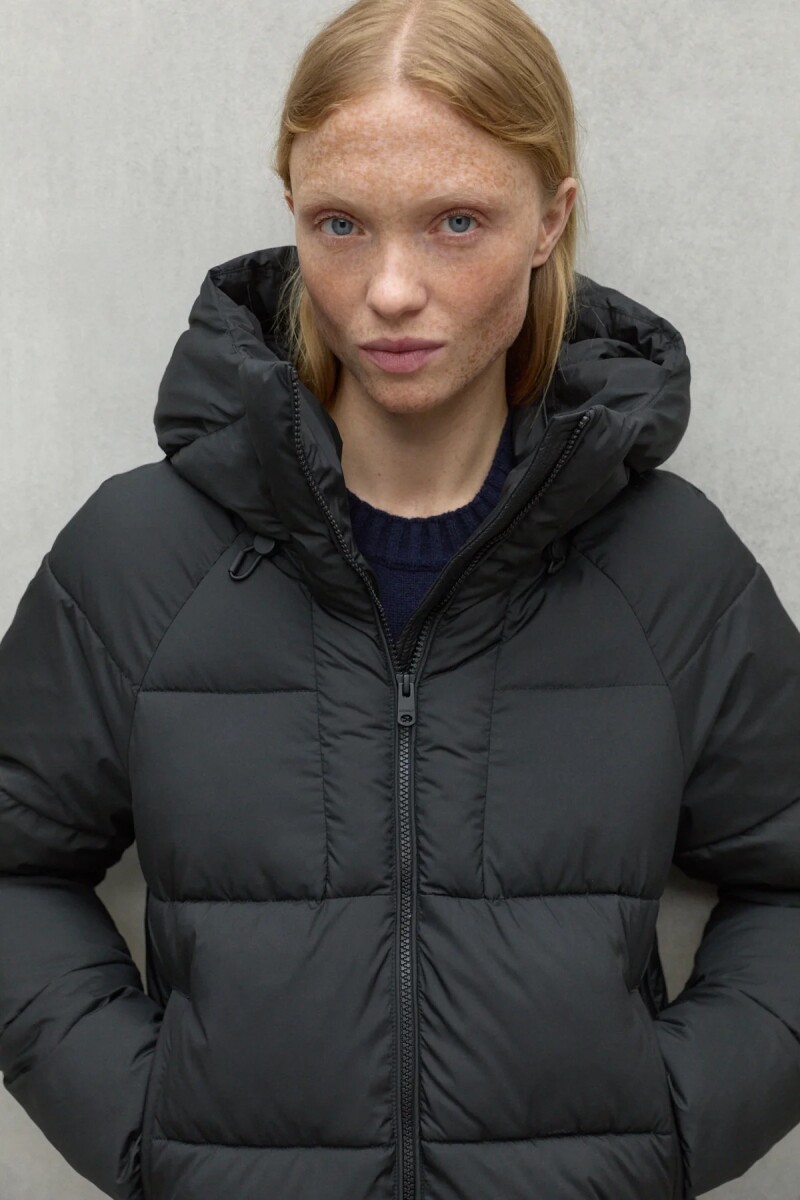 CAMPERA FUJIALF Negro