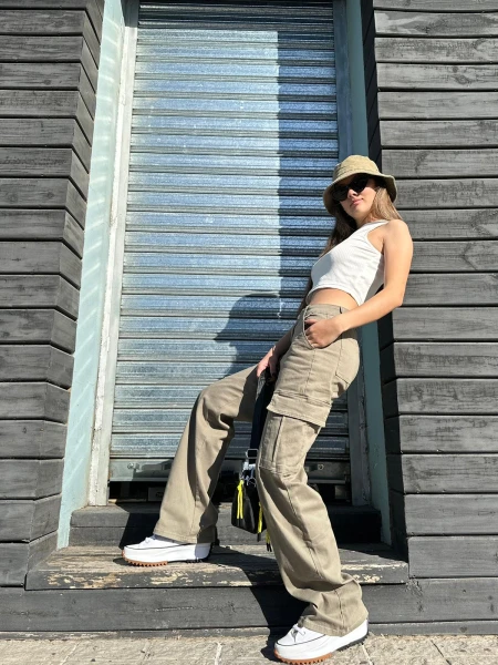 PANTALON SLOWLY RIHANA CRUDO