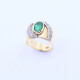 Anillo oro 18k con brillantes y esmeralda. Anillo oro 18k con brillantes y esmeralda.