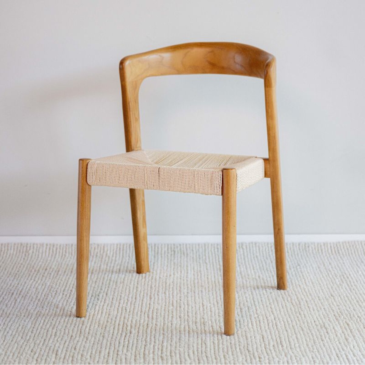 Silla Curvature / Madera y fibra 