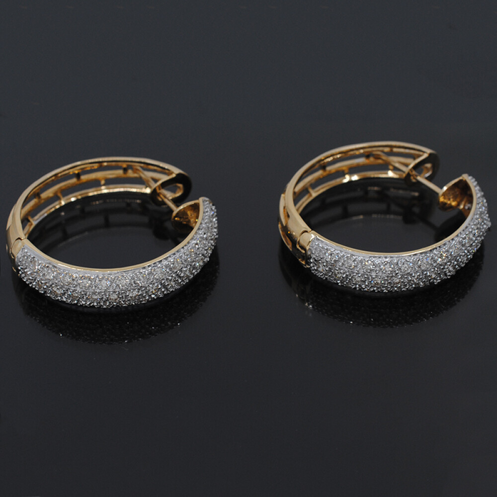 Aros oro 18k combinados con brillantes. Diámetro 25 mm Aros oro 18k combinados con brillantes. Diámetro 25 mm