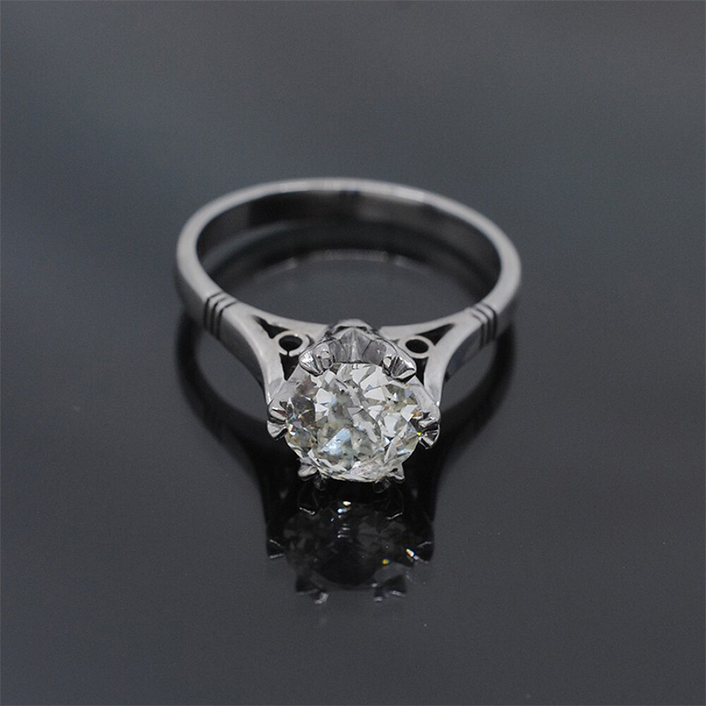 Anillo En Oro Blanco 18K Y Brillante Anillo En Oro Blanco 18K Y Brillante