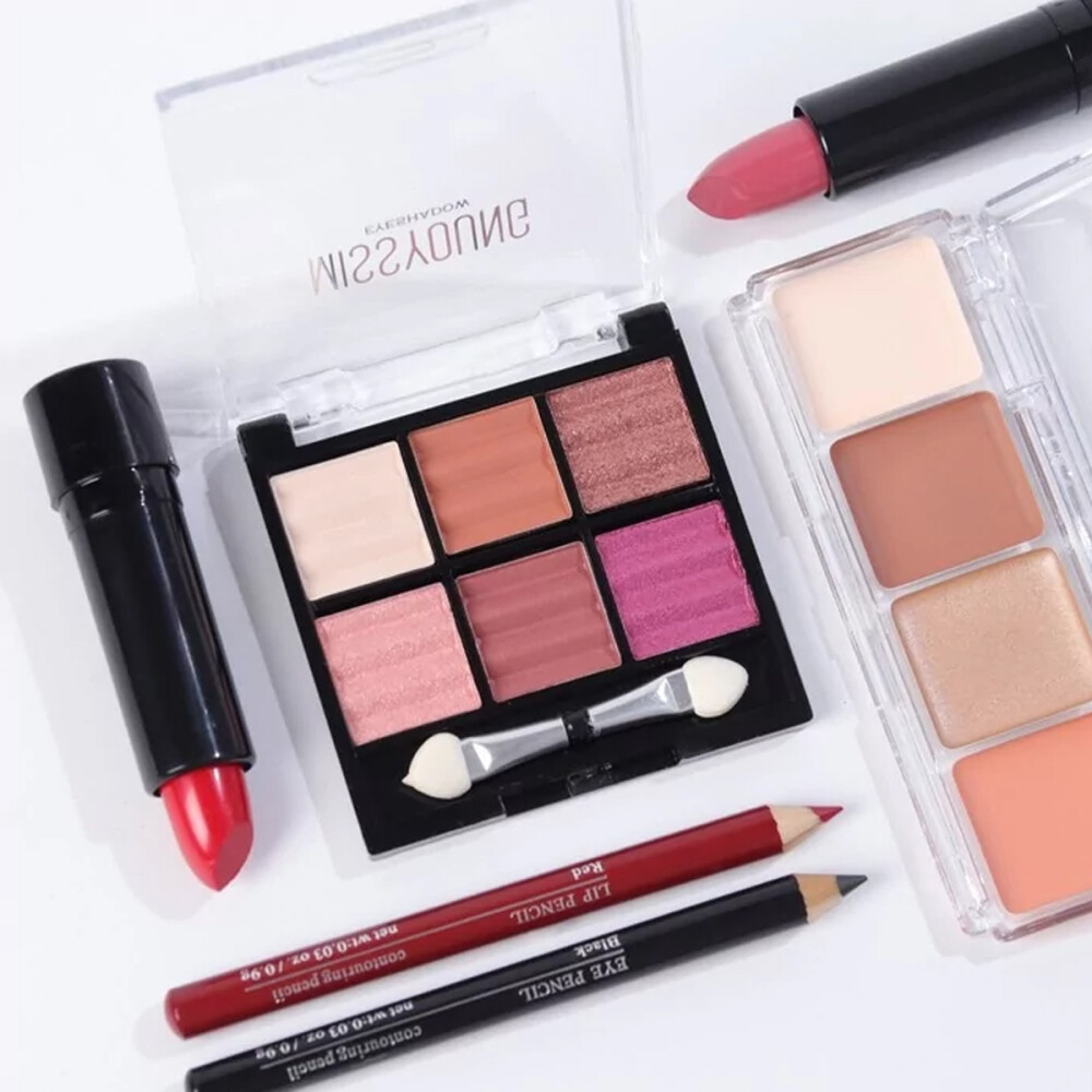 Valija De Maquillaje Chica Con Cosmeticos Incluidos Plateado
