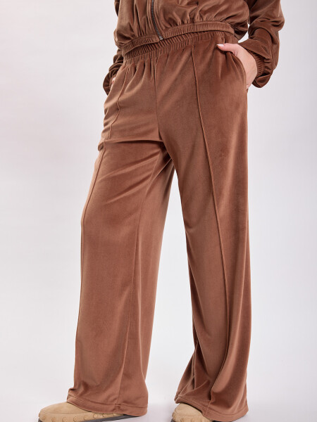 Pantalón ancho plush Tostado