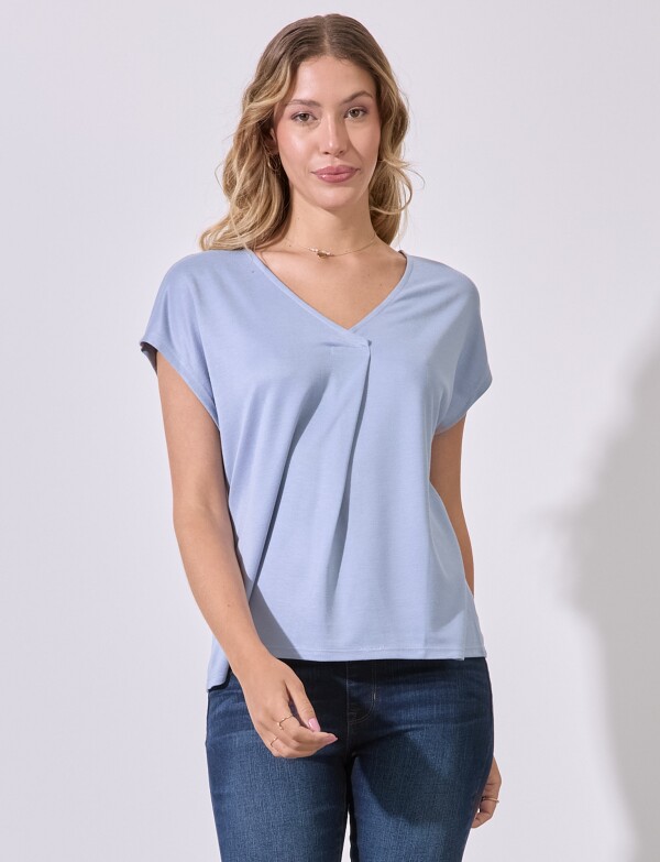 Blusa Esc V CELESTE