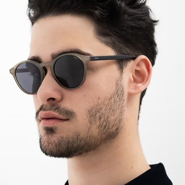INVU IB22536C Milky Grey/Black Polarized Invu Ib22536c Milky Grey/black Polarized