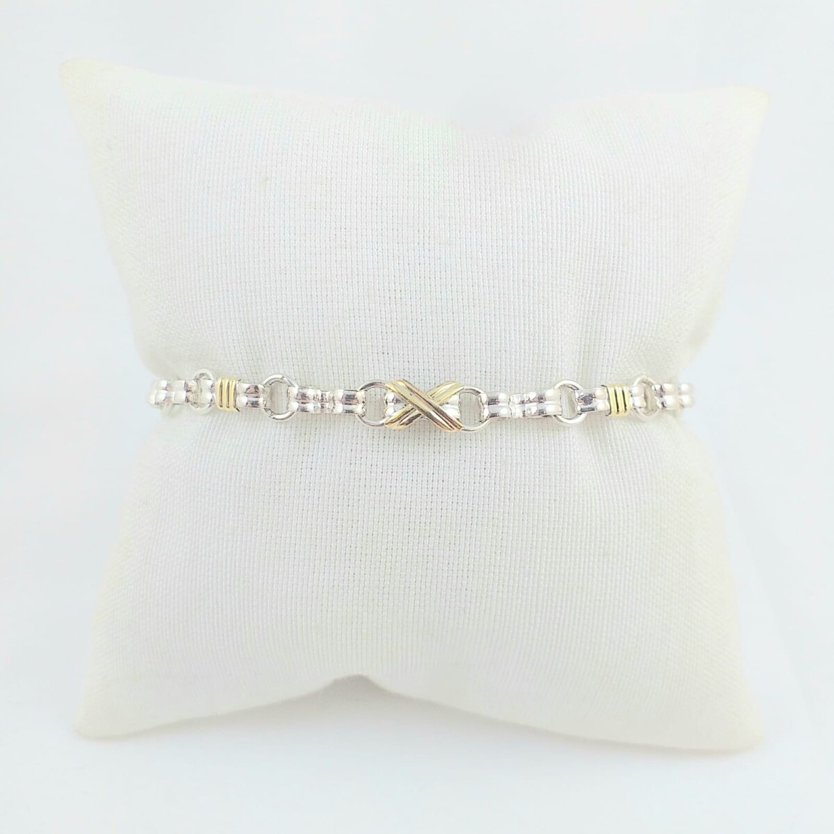 Pulsera de plata 925 con detalles de double en oro 18Ktes, ancho 3mm, largo 19cm. 