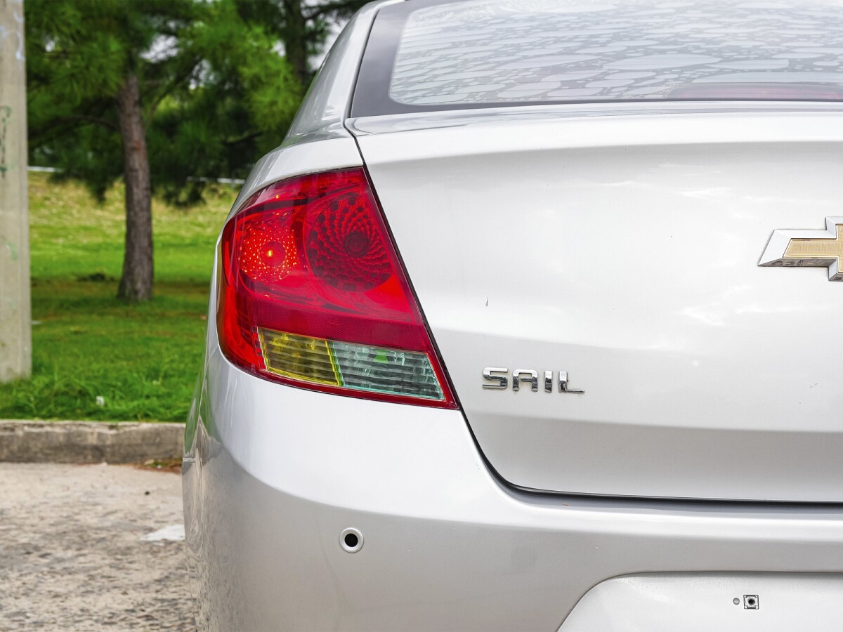 Chevrolet Sail LT 1.4 Extra Full| Permuta / Financia Chevrolet Sail LT 1.4 Extra Full| Permuta / Financia