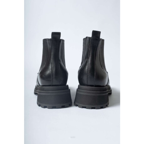 Bota Ruma Black