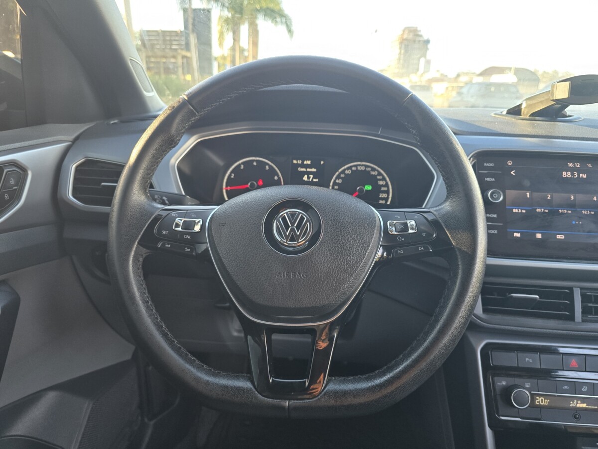Volkswagen T-Cross Comfortline 1.6 AT| Permuta / Financia Volkswagen T-Cross Comfortline 1.6 AT| Permuta / Financia
