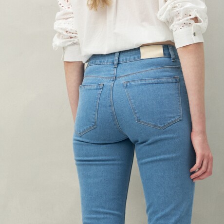 JEAN LACHI Celeste