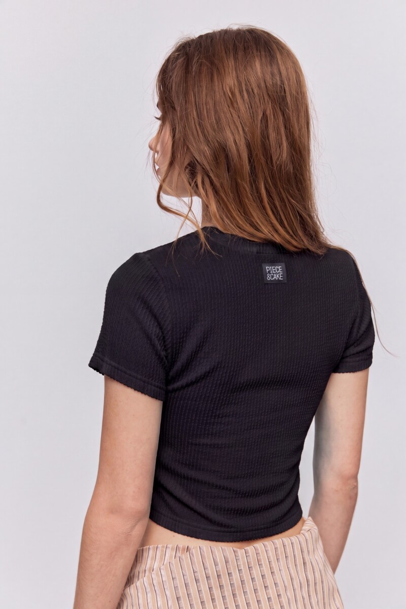 REMERA MAGNOLIA Negro