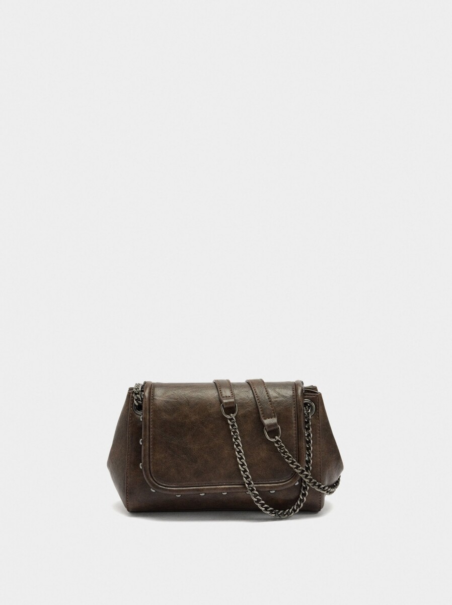 Bolso De Hombro Con Solapa Y Tachuelas - marron 