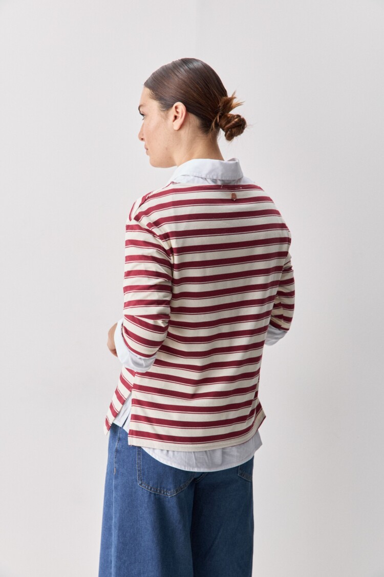 REMERA VOLPAIA Rojo Oscuro