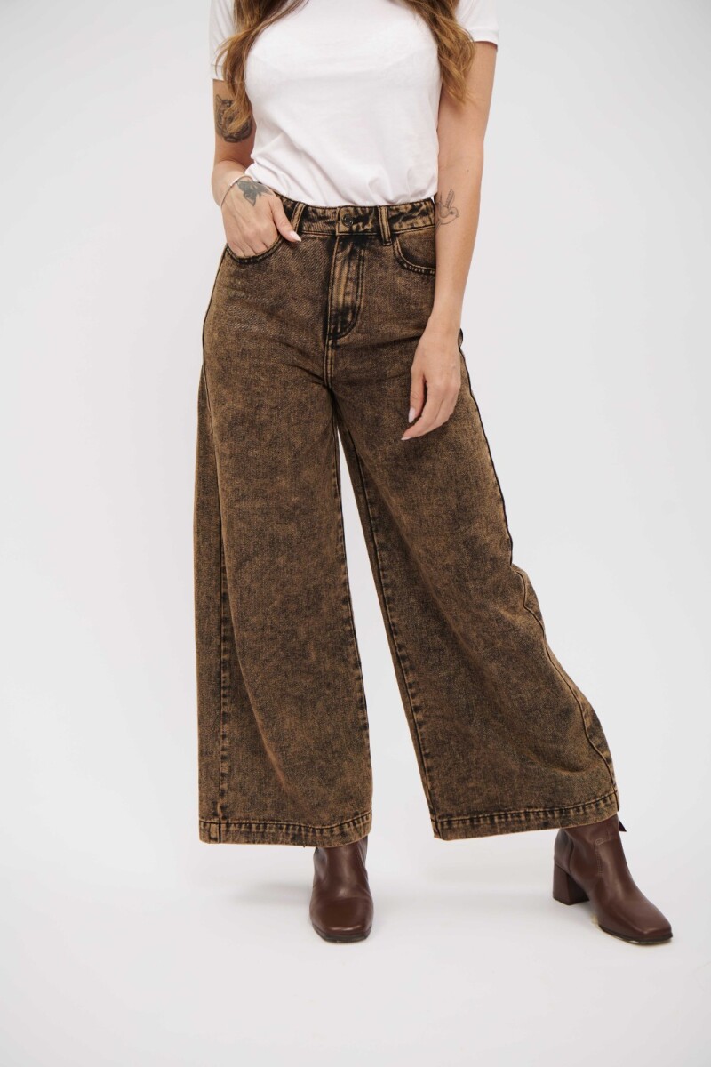 JEAN CECI WIDE LEG MARRÓN