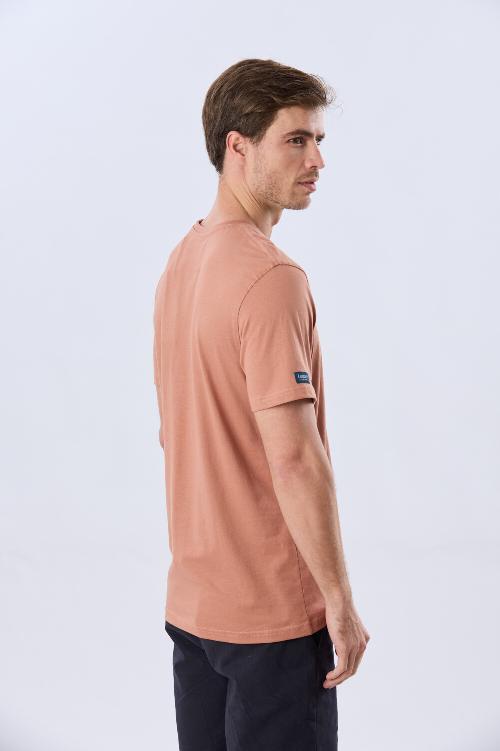 REMERA BÁSICA DE ALGODÓN Terracota