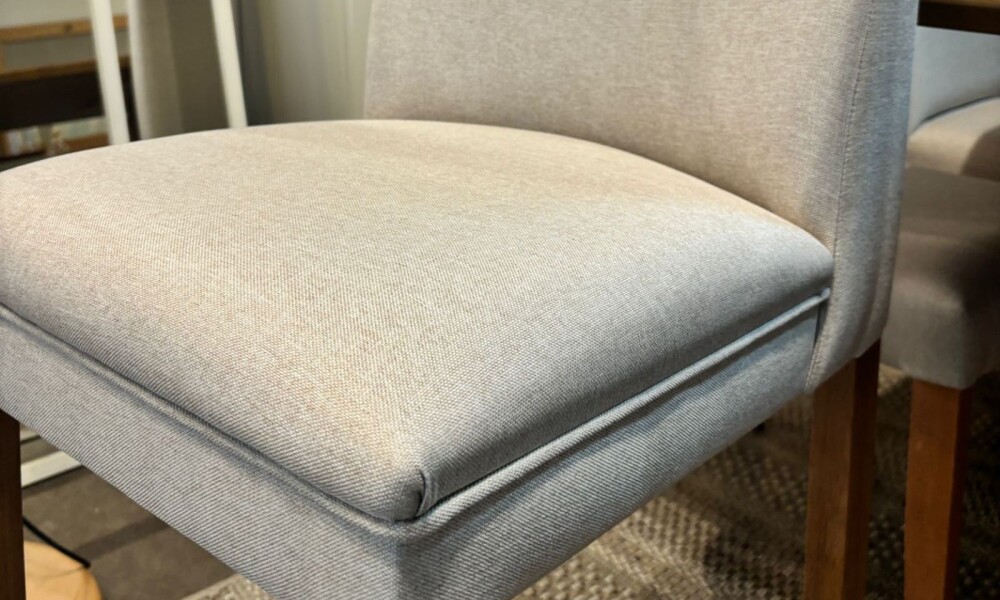 Banqueta MERY en Tela Beige PREVENTA Banqueta MERY en Tela Beige PREVENTA