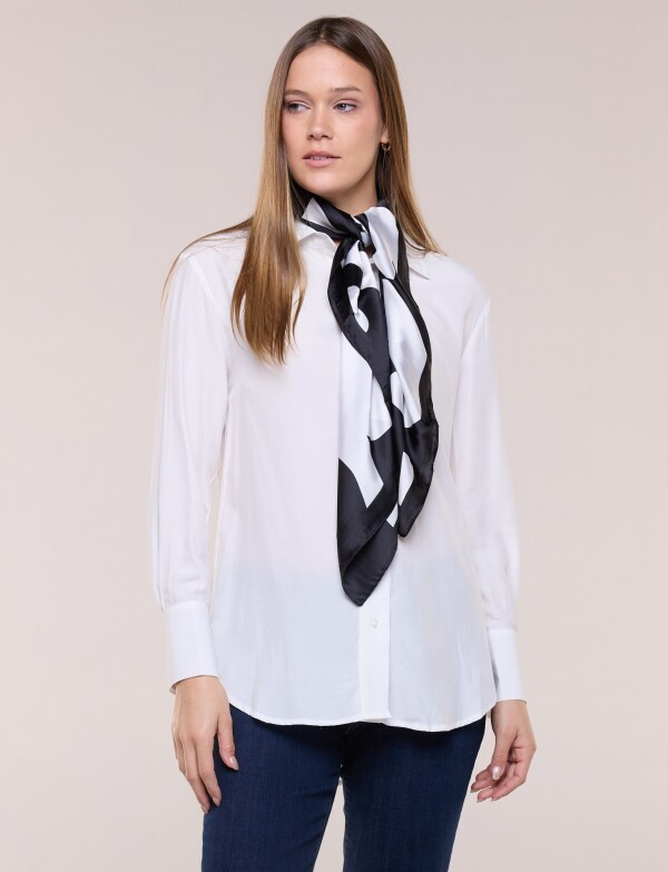 Pashmina Saten Flores NEGRO/BLANCO