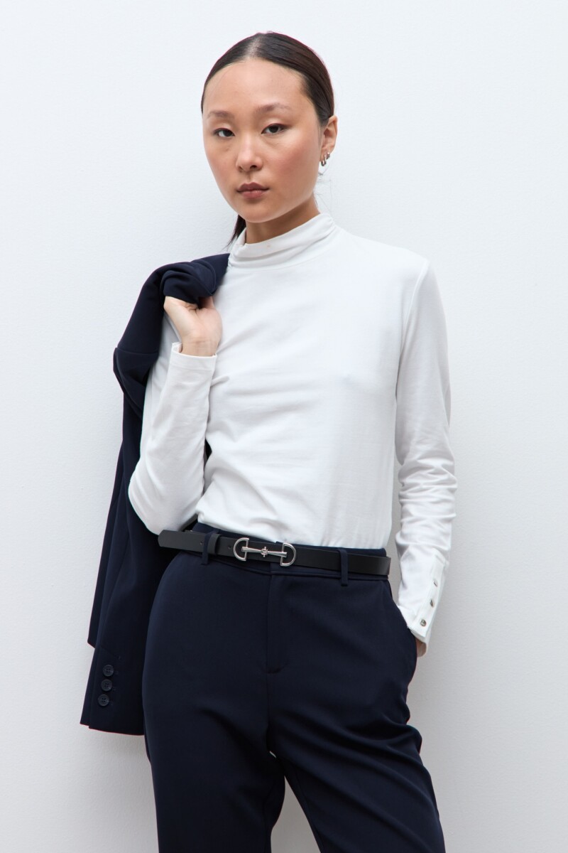 Media polera con frunces - blanco 