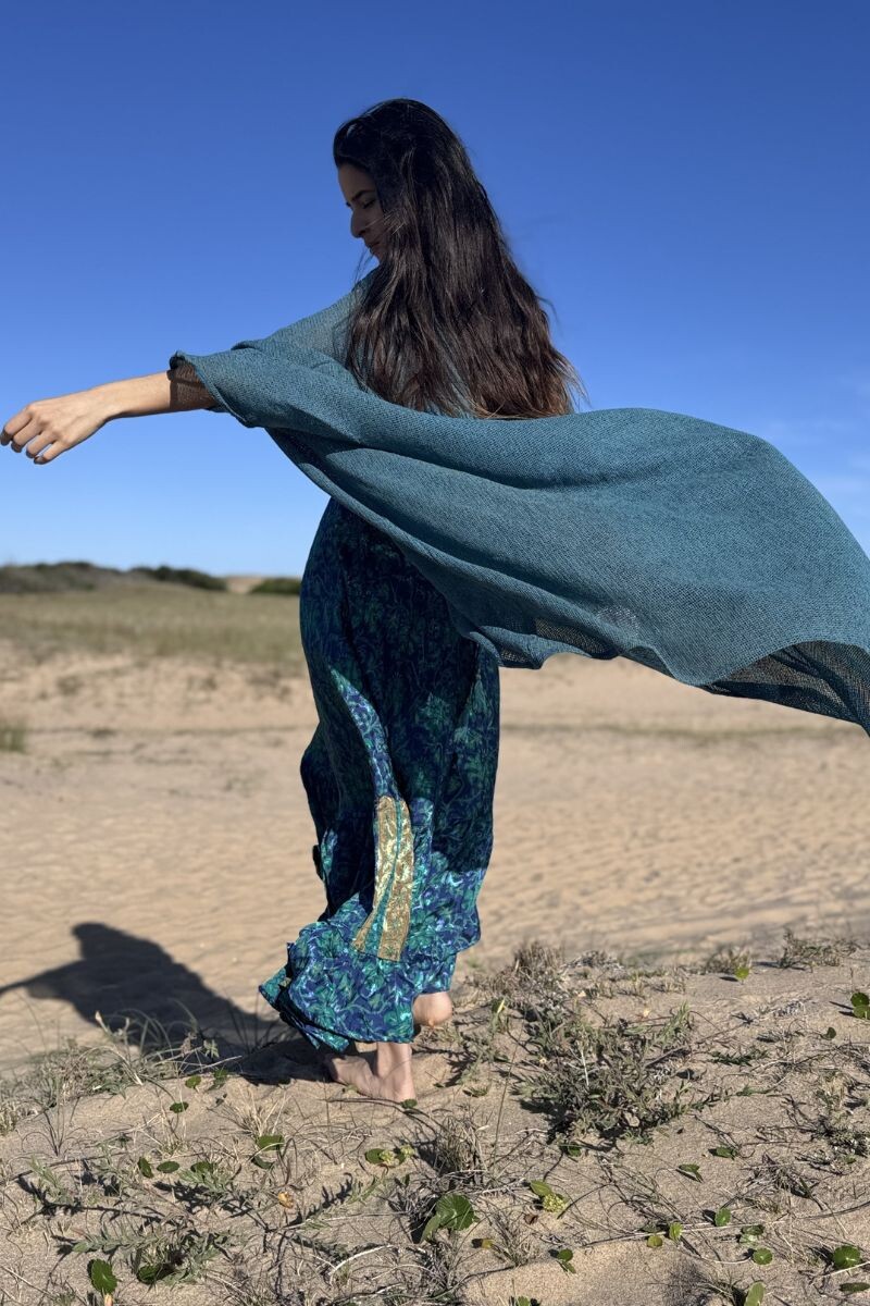 Capa fina de cañamo Azul petróleo