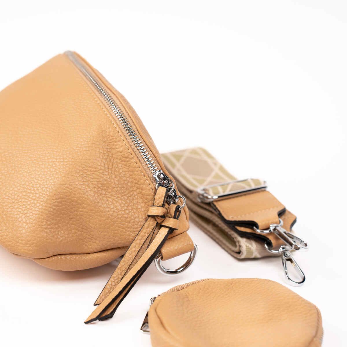 CARTERA KUNÁ MARRON 