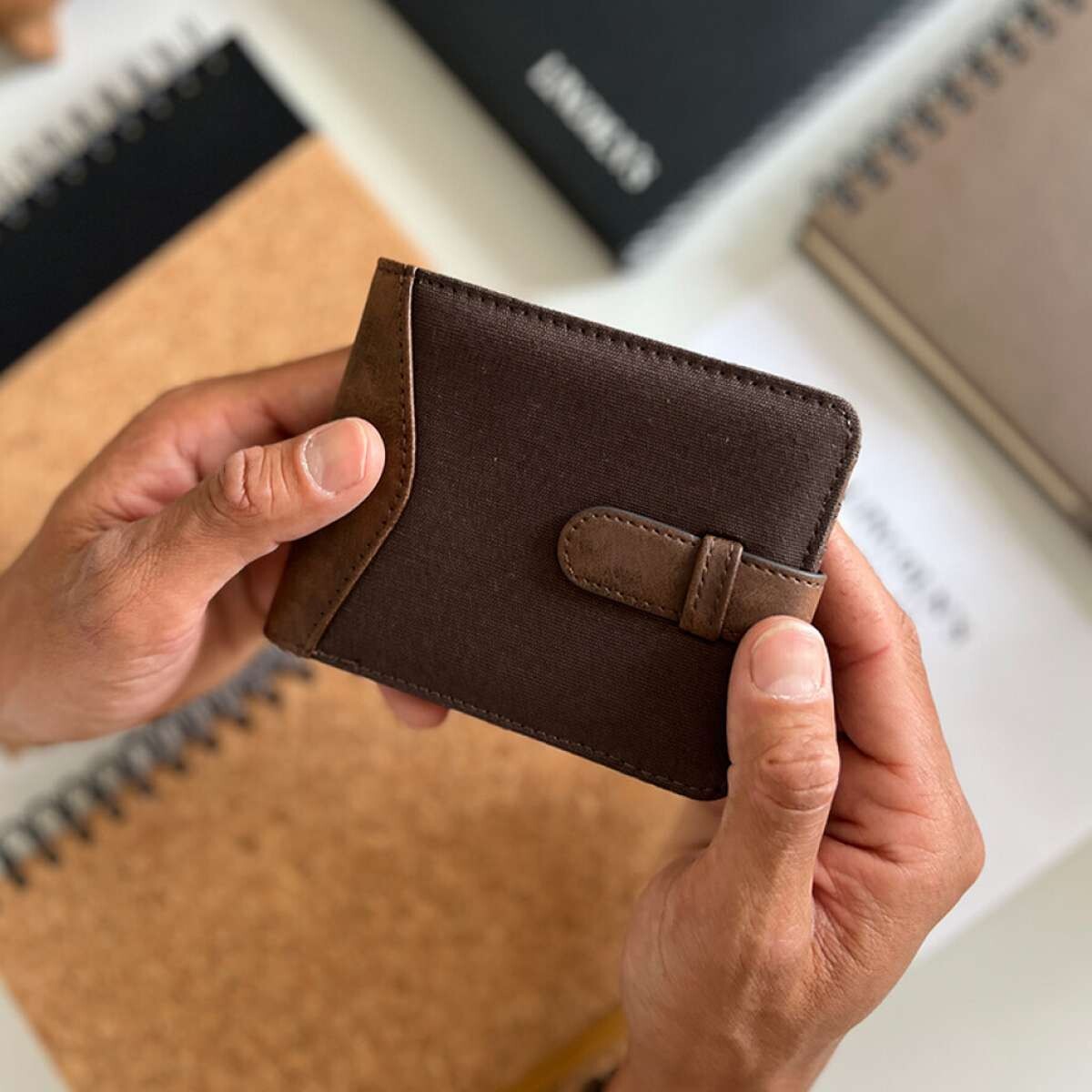 Billetera Juno - Tabaco C/ Cacao 