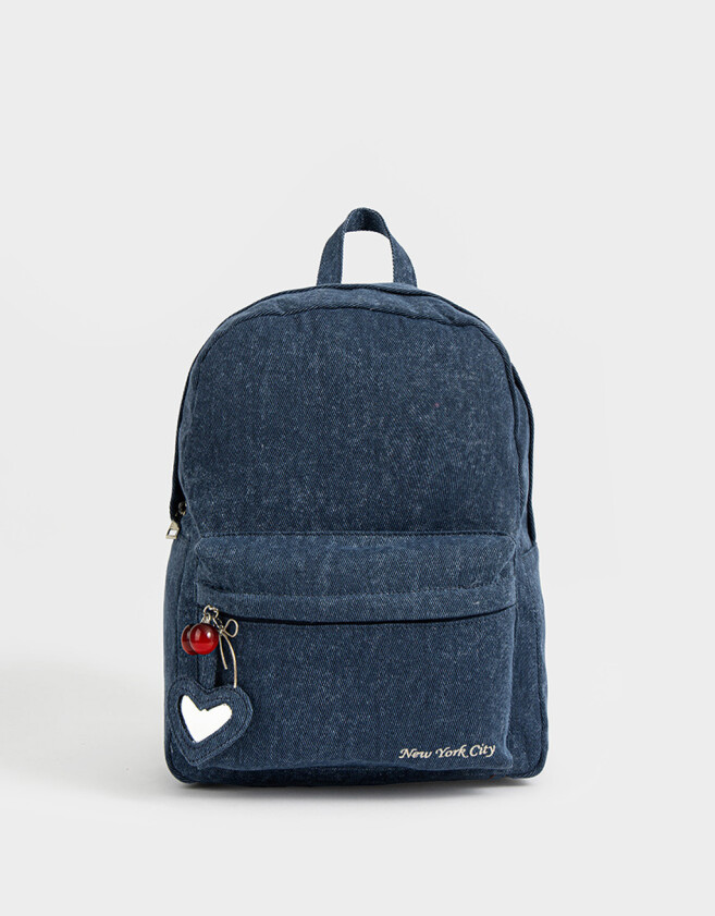 Mochilas Urbanas Mochila Denim Con Charms - Azul Gastado