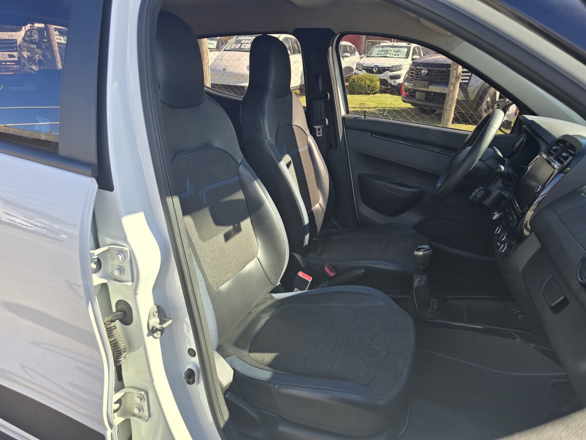 Renault Kwid Intense Bitono| Permuta / Financia Renault Kwid Intense Bitono| Permuta / Financia
