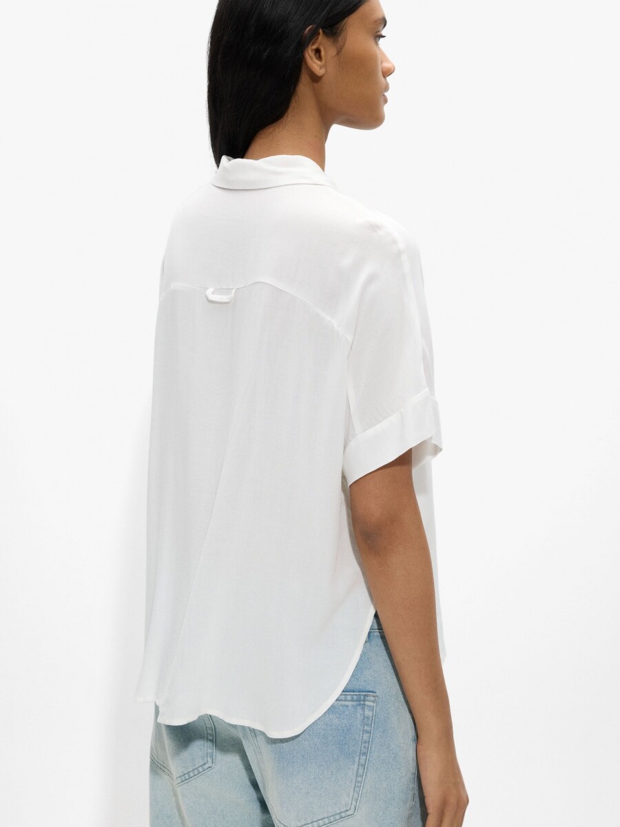 Camisa De Manga Corta Con Dobladillo blanco