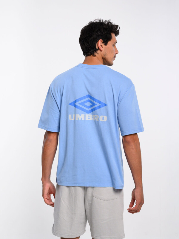 Remera Retro Big Logo Umbro Hombre 7p5