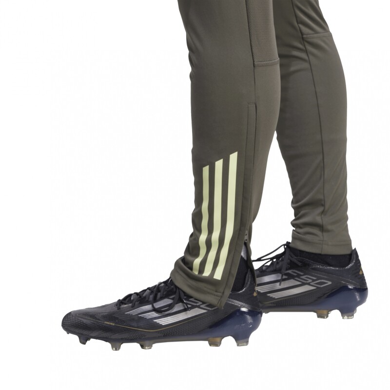 adidas PANTALON ENTRENAMIENTO REAL MADRID TIRO 25 Utility Grey