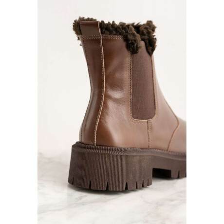 Bota Cuero Con Corderito Cafe