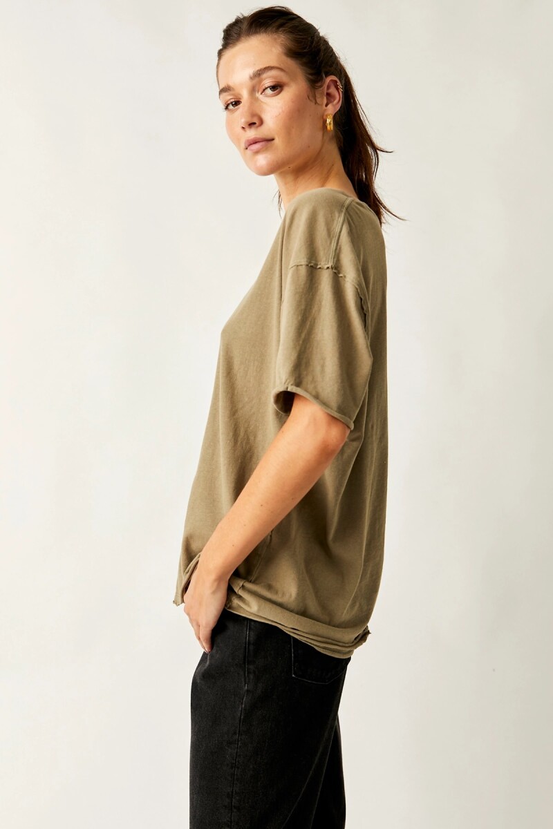 REMERA NINA Verde