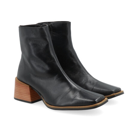 BOTA VENET - CUERO PARIS NEGRO