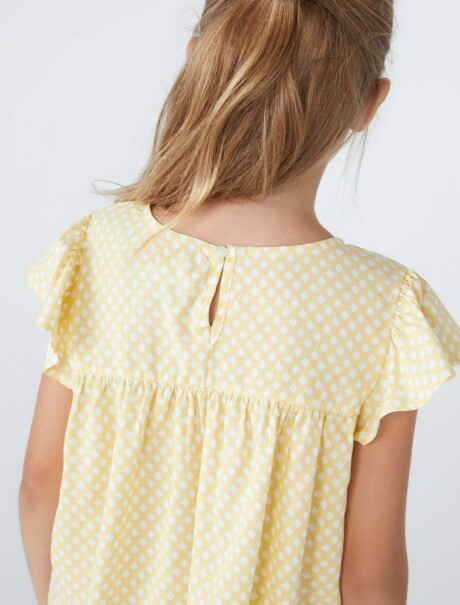 BLUSA INFANTIL CON ESTAMPADO AMARILLO