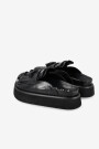 ZUECO CON PLATAFORMA Y FLECOS Negro
