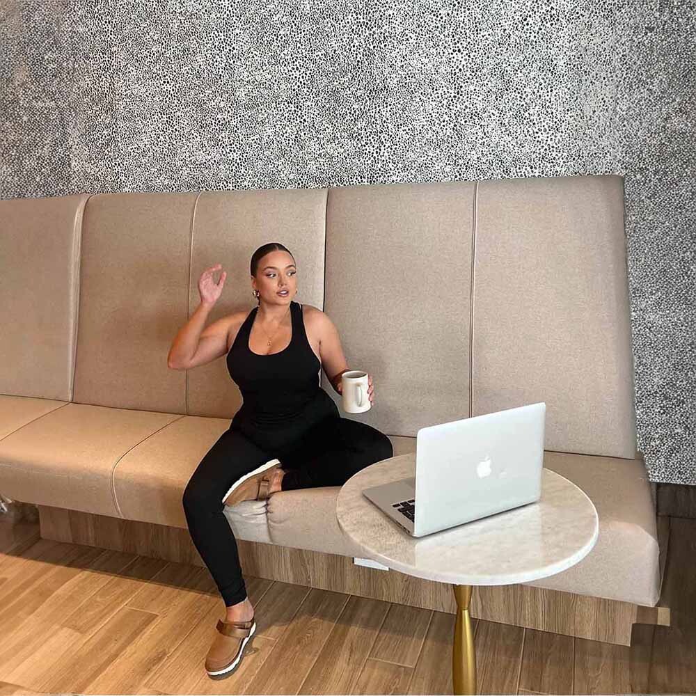 Top Feather Tech+ Racerback Mujer Black