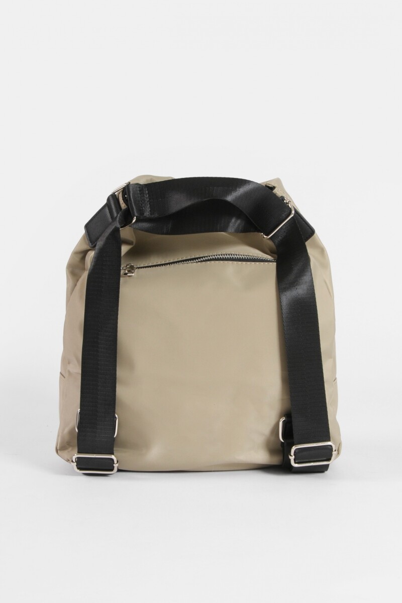 Hobo mochila con bolsillo beige