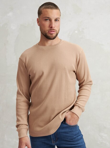 REMERA EROS BEIGE