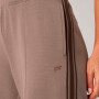 Pantalón Elevated Track Pant Mujer Desert Shadows/dark Sienna