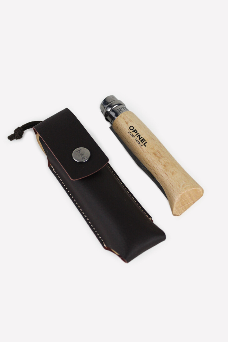 Conjunto Opinel Navaja N°8 y Funda de Cuero Conjunto Opinel Navaja N°8 y Funda de Cuero