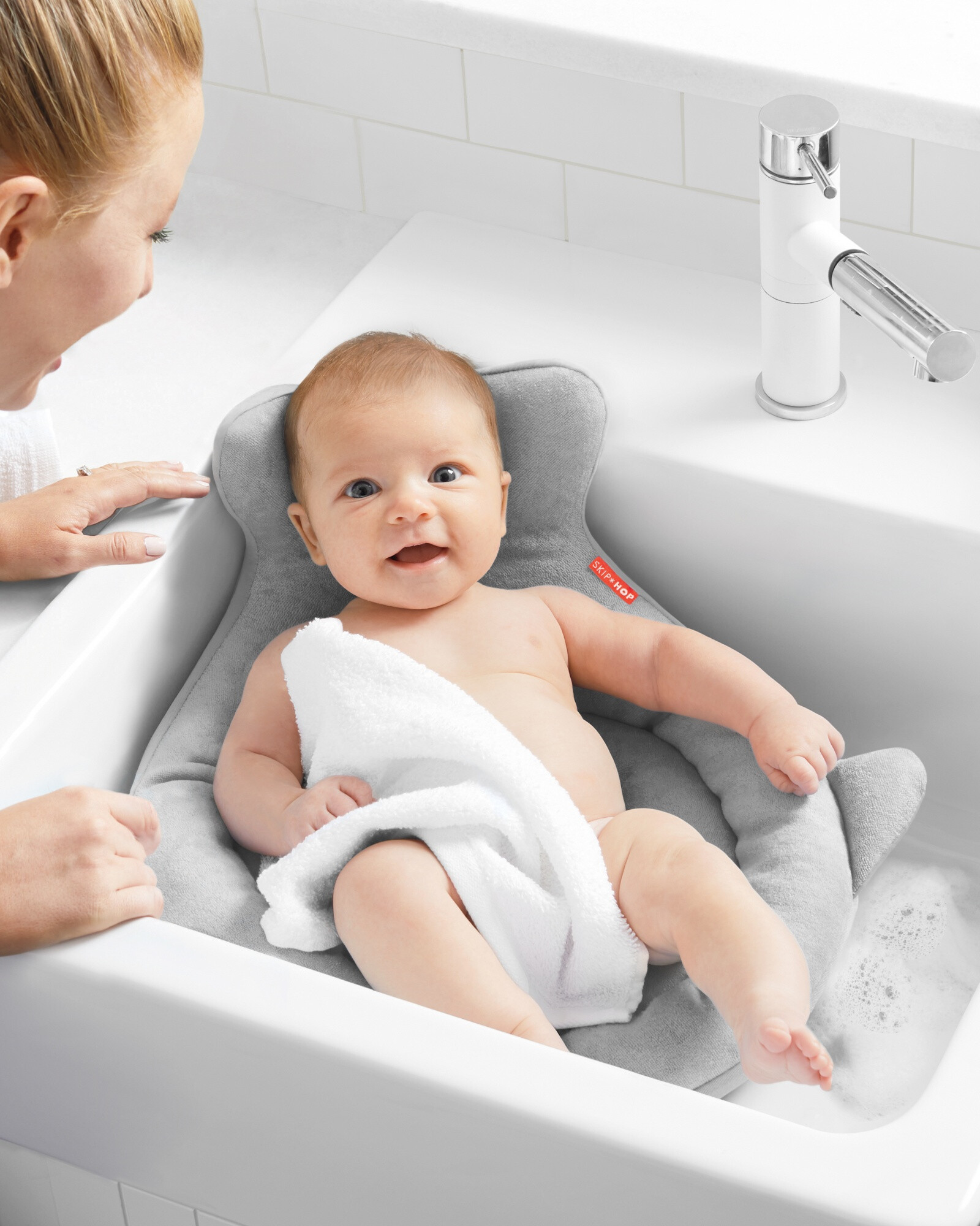 Bañito para recién nacido, gris Bañito para recién nacido, gris