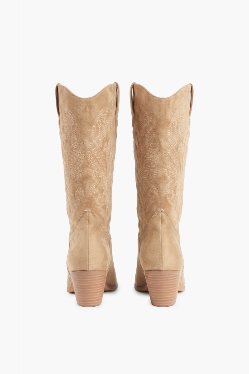 Bota de suede con pespuntes beige