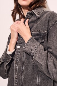 Sobrecamisa Tachas Gris