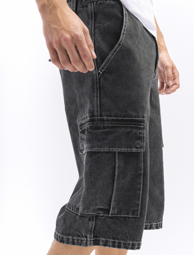 Bermuda Jean Cargo Overzise Negro