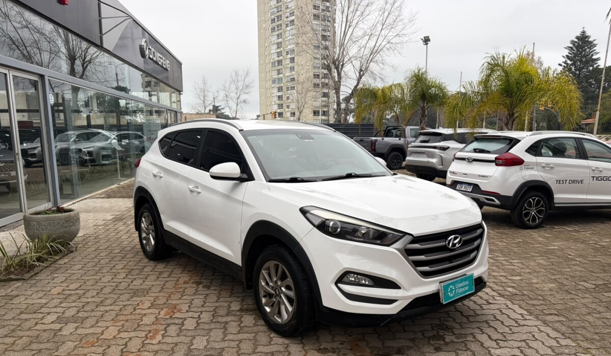 Hyundai Tucson 1.6 T-GDI Value AT - 2018 Hyundai Tucson 1.6 T-GDI Value AT - 2018