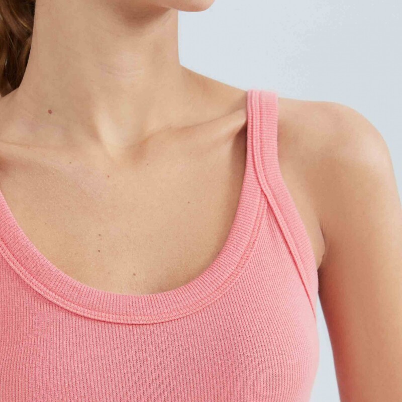 CAMISETA REGATA FEM SURTIDO