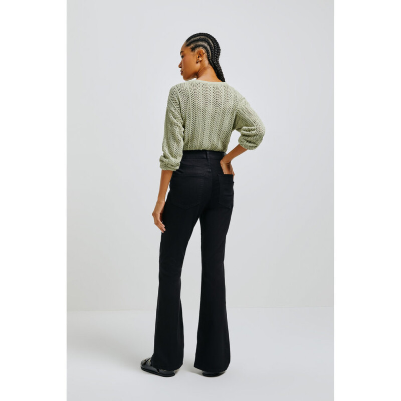 CALCA FEM PRETO