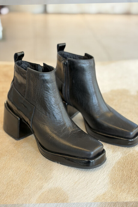 Bota caro Negro
